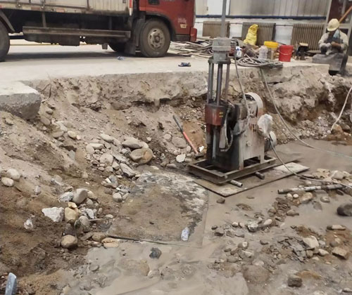 珲春公路下沉压浆